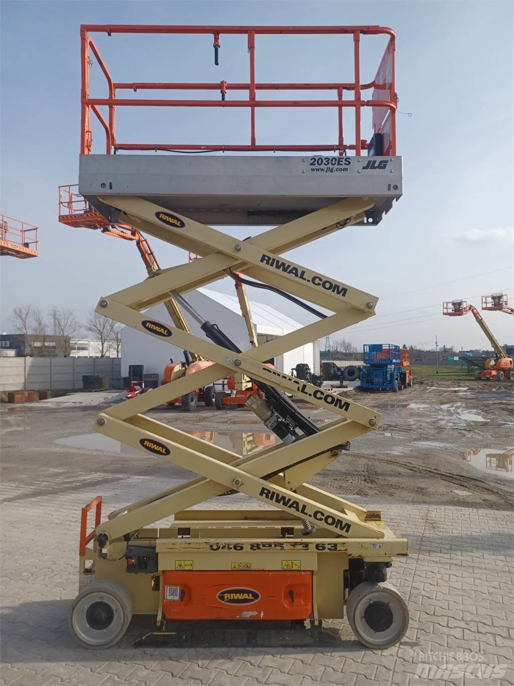 JLG 2030ES Platforme foarfeca
