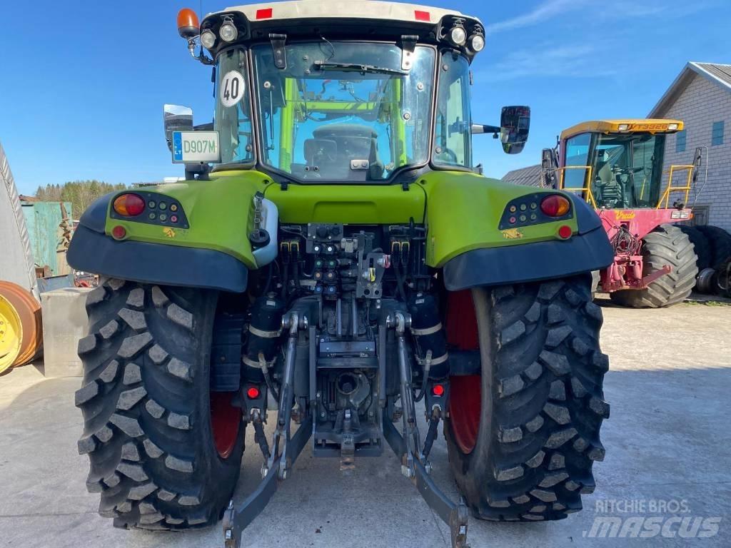 CLAAS Arion 440 Tractoare