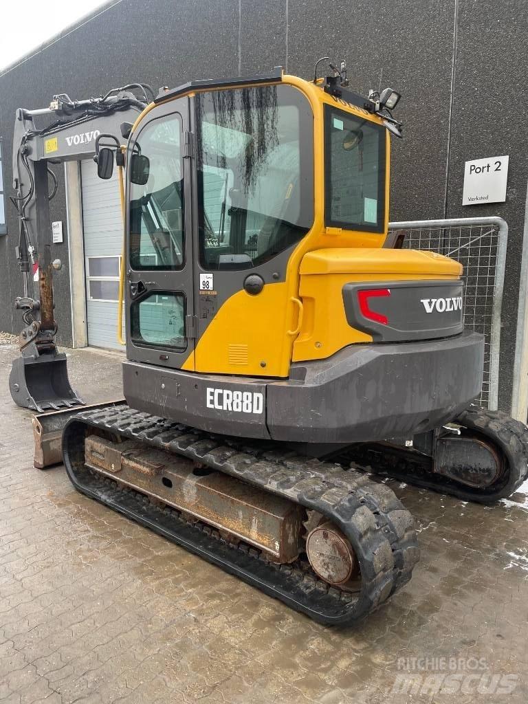 Volvo ECR88D Excavatoare 7t - 12t