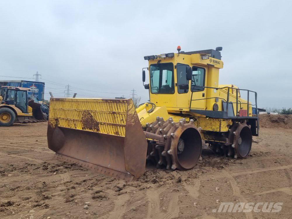 Bomag BC 772 RB-2 Compactoare deseuri