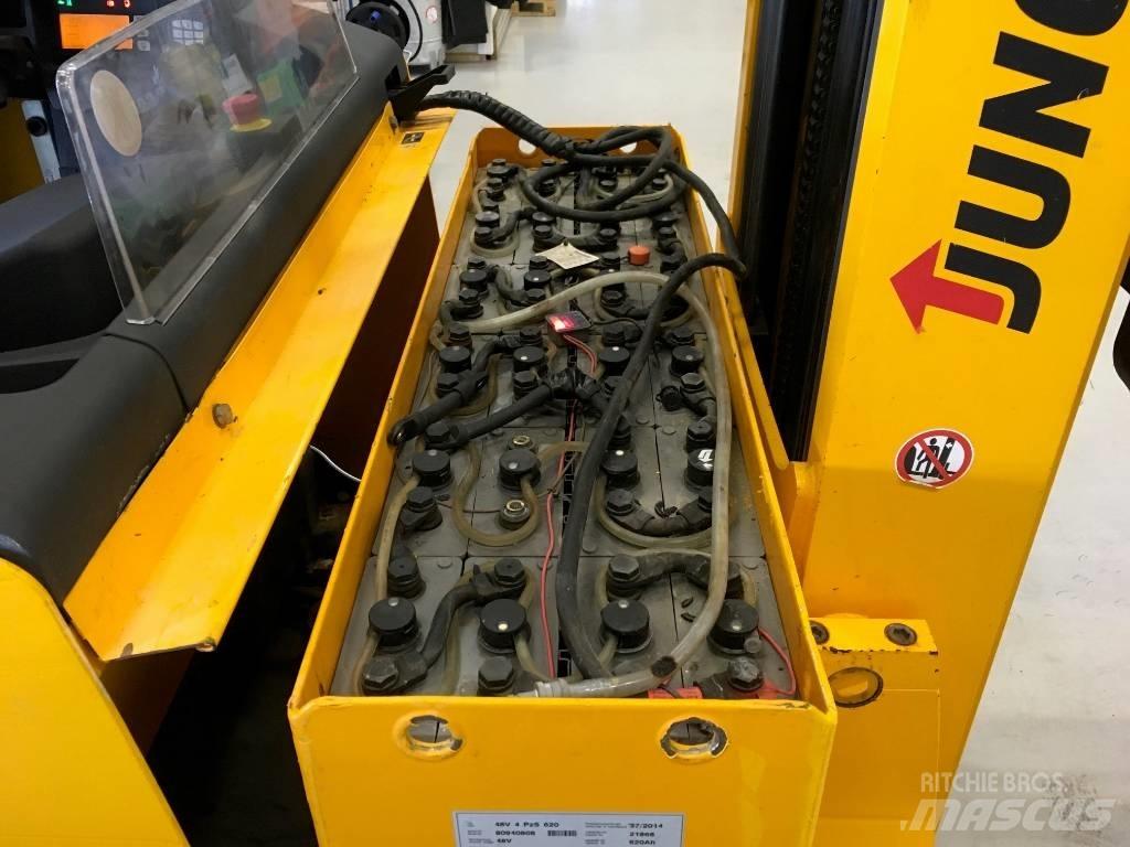 Jungheinrich ETV 214 Stivuitor cu catarg retractabil