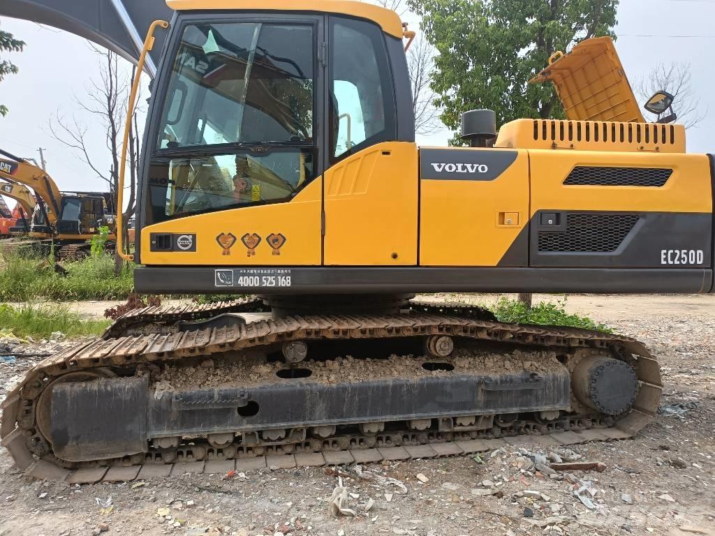 Volvo EC250D Excavatoare pe șenile

