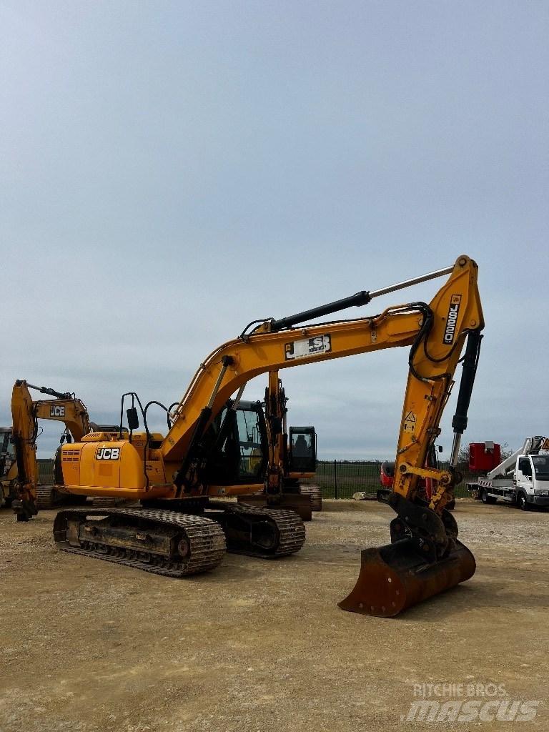 JCB JS 220 N LC Excavatoare pe șenile
