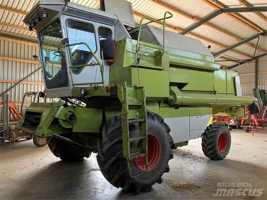 CLAAS Dominator 96 Combine de secerat