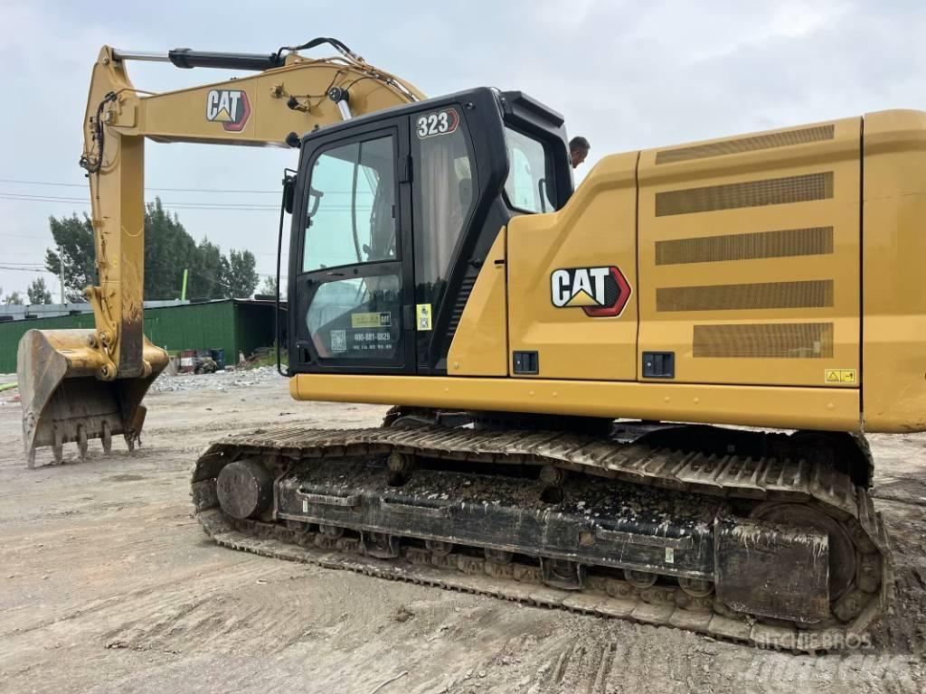 CAT 323 GC Excavatoare pe șenile

