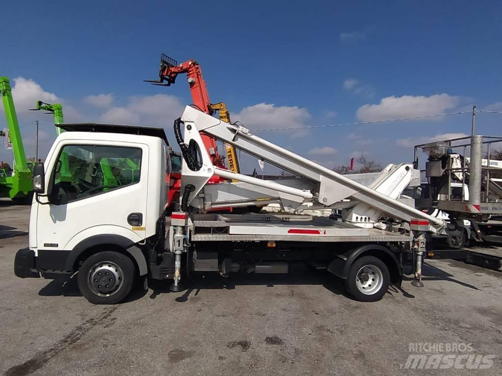 Multitel HX200 Platforme aeriene montate pe camion