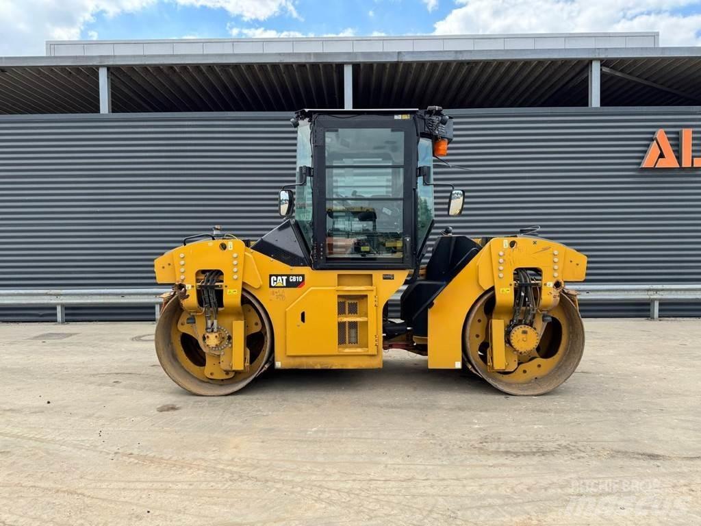 CAT CB10 Cilindri compactori dubli