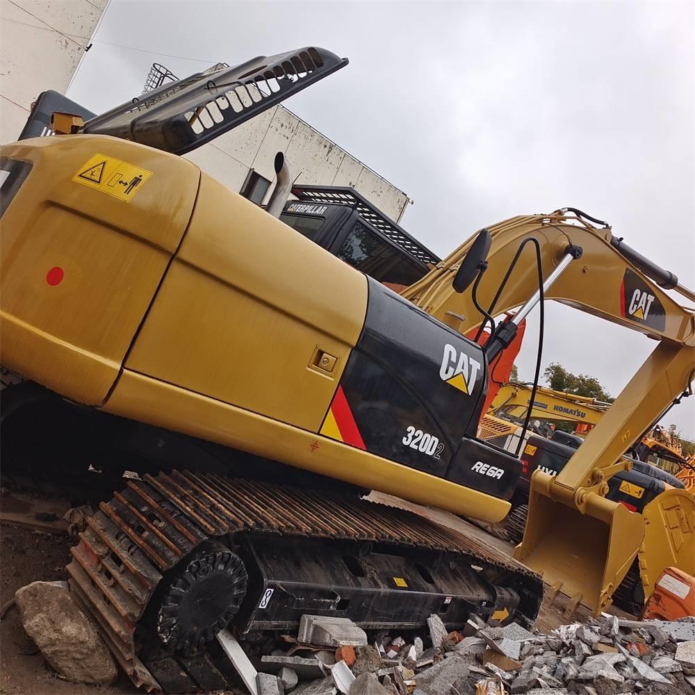 CAT 320 D Excavatoare pe șenile
