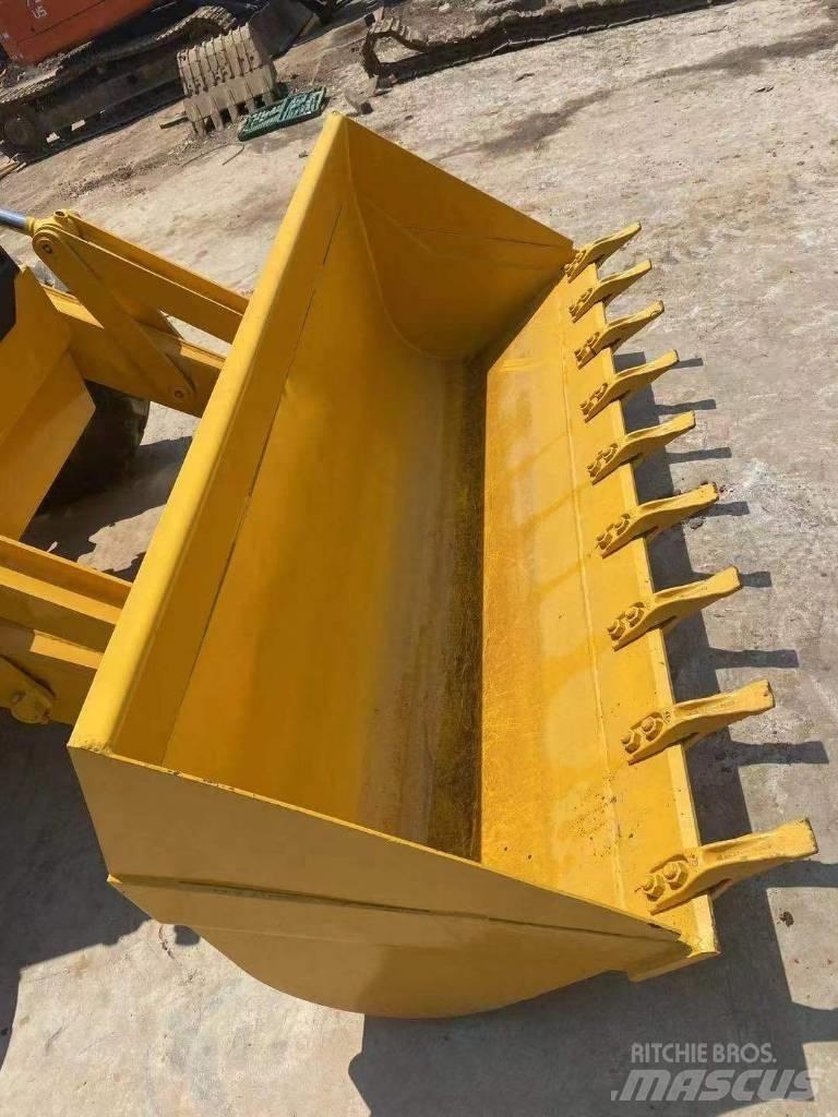 CAT 420F Buldoexcavatoare