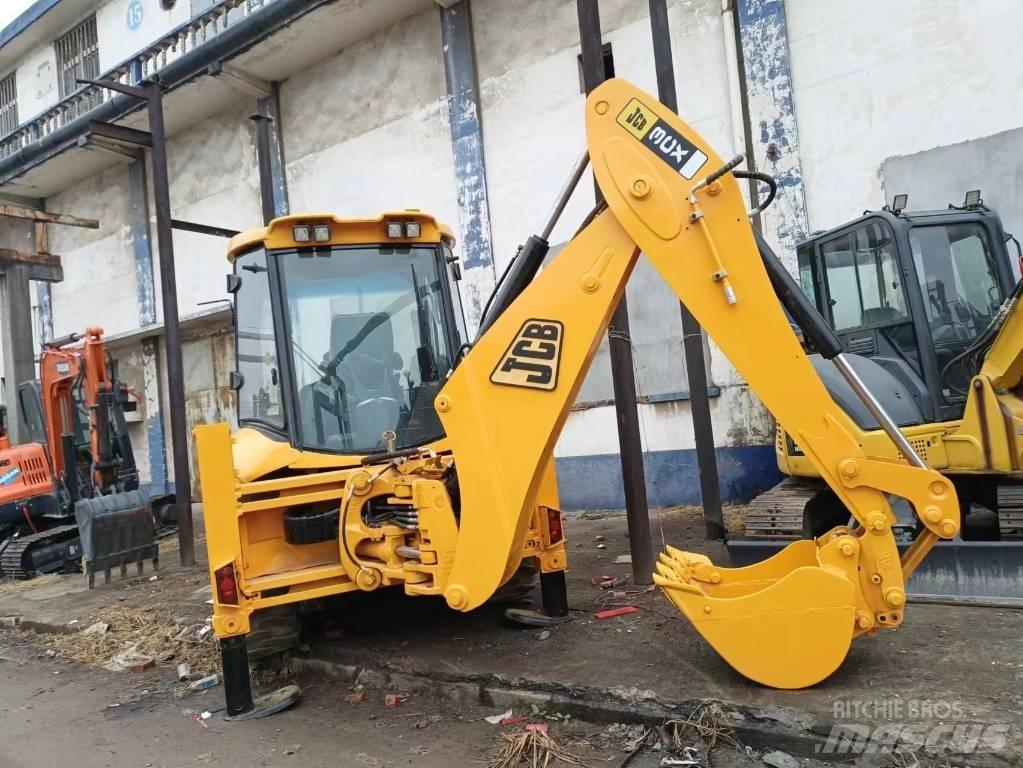 JCB 3 CX Excavatoare cu roti
