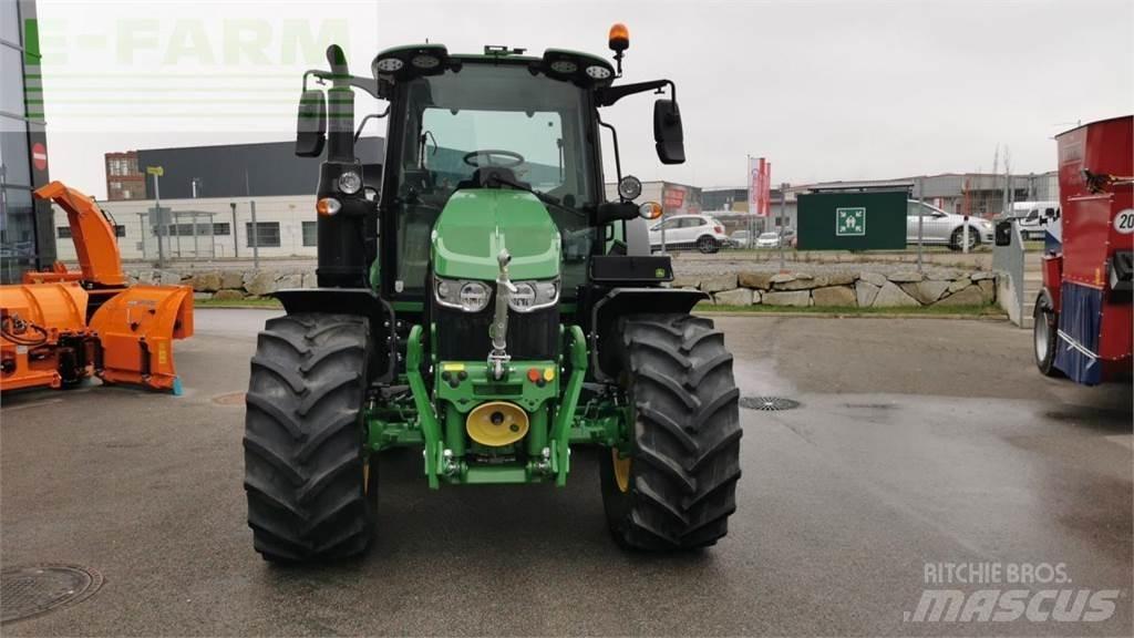 John Deere 6120M Tractoare