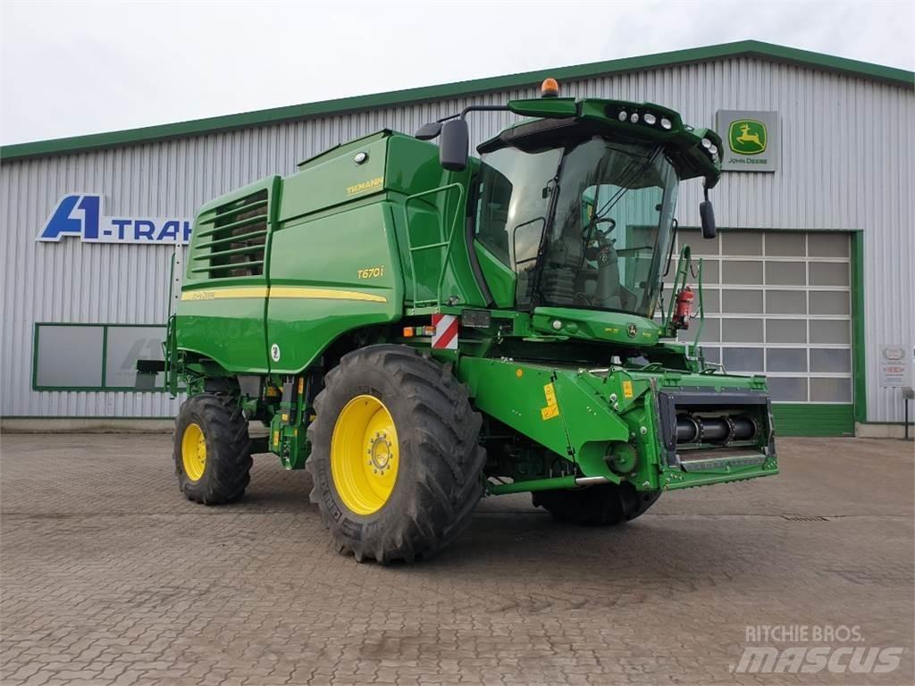 John Deere T670 Combine de secerat