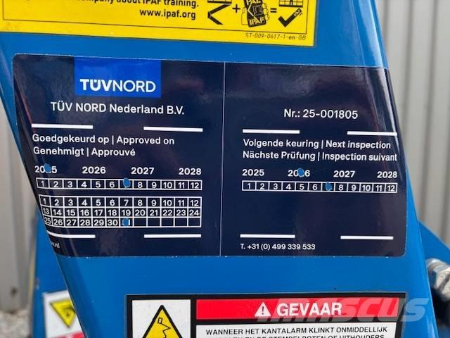 Niftylift 120 T Platforme aeriene montate pe remorca