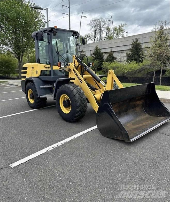 Yanmar V8 Incarcator pe pneuri