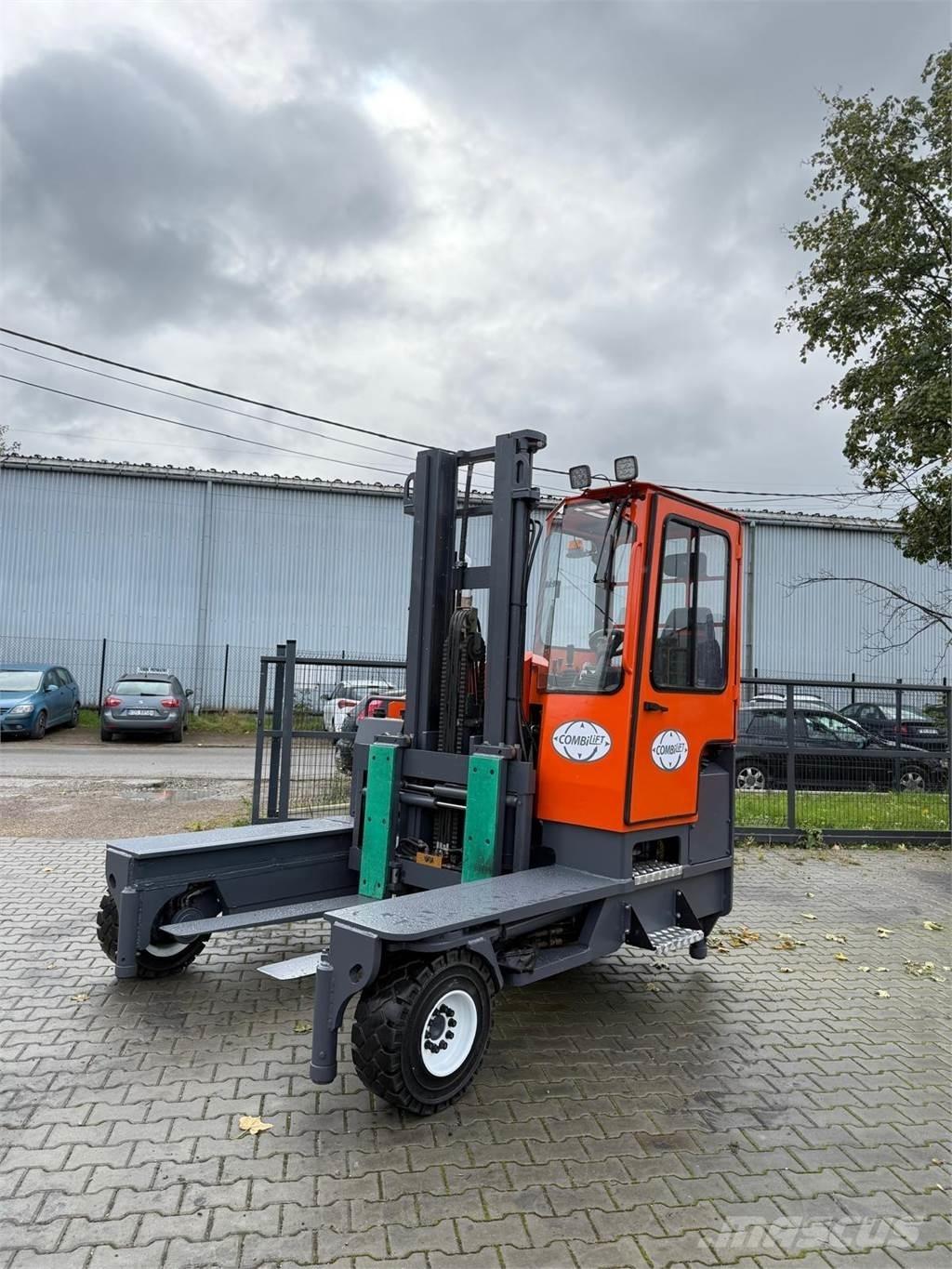 Combilift C5000 XL Stivuitoare cu patru brate