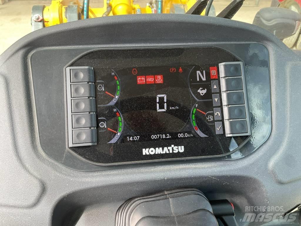 Komatsu WA80M-8 Incarcator pe pneuri
