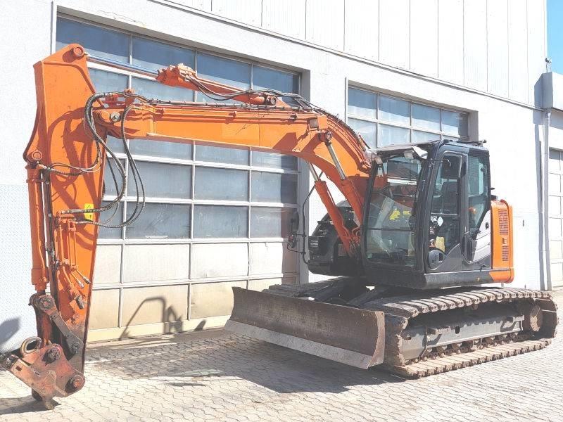 Hitachi ZX 135 US-6 Excavatoare pe șenile
