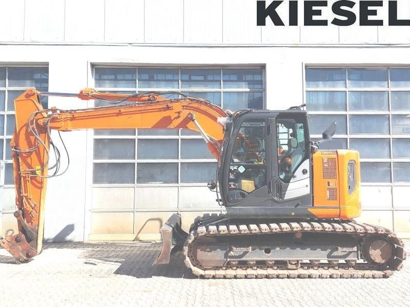 Hitachi ZX 135 US-6 Excavatoare pe șenile
