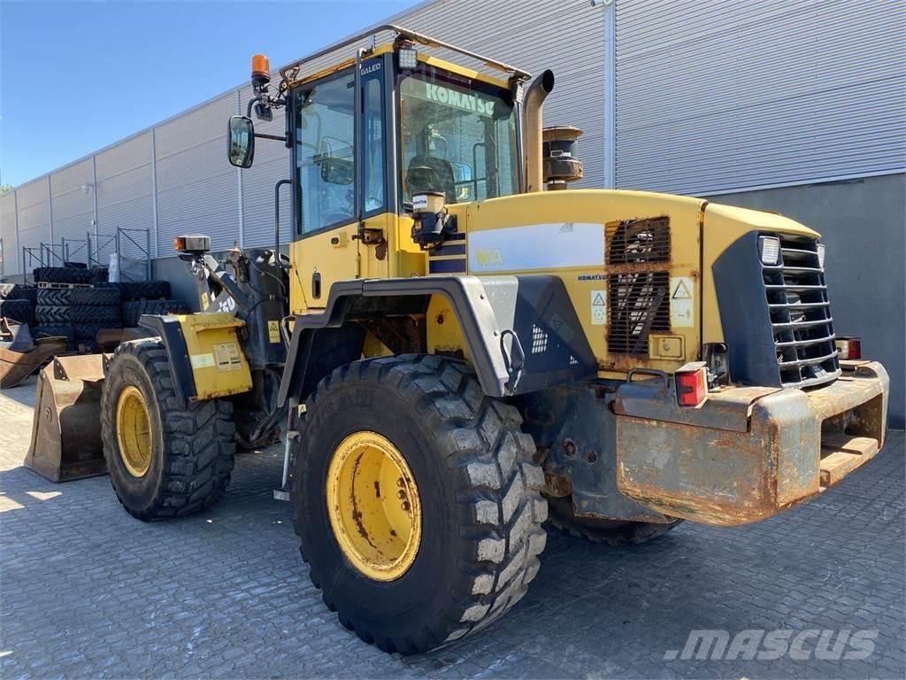Komatsu WA250PZ-5 Incarcator pe pneuri