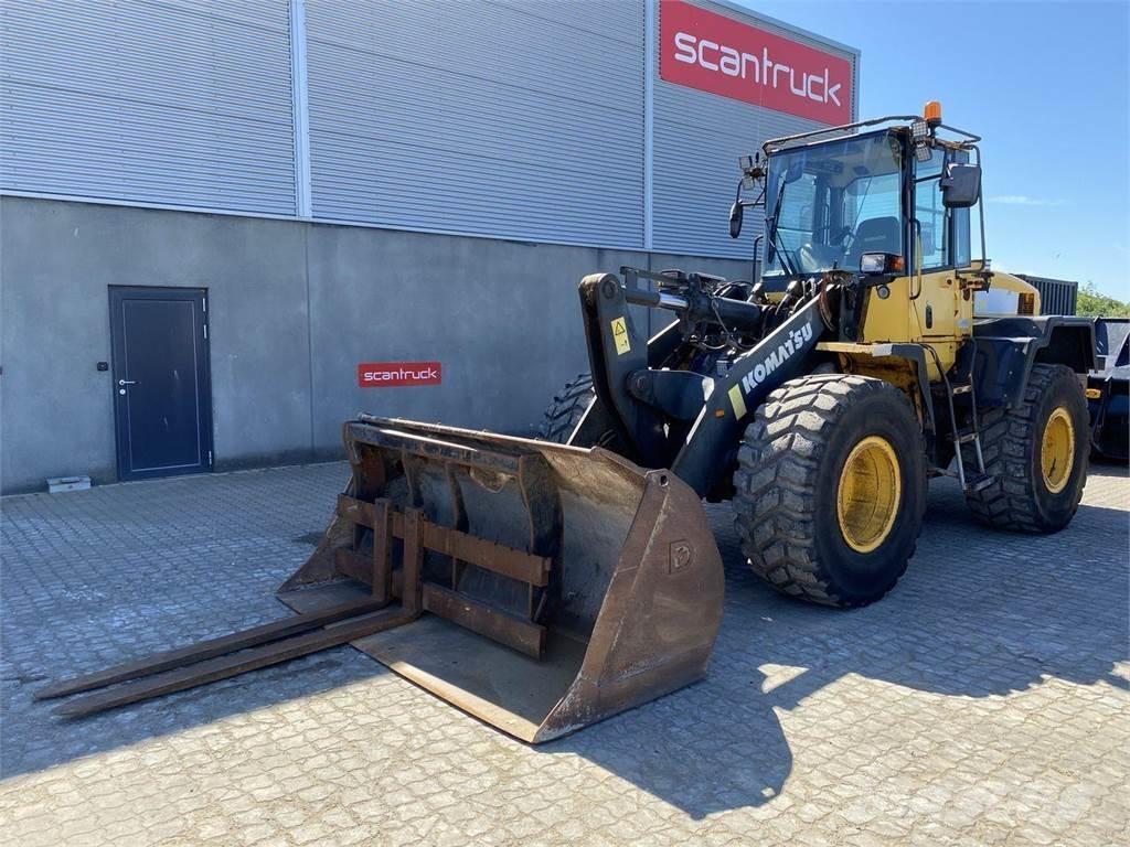 Komatsu WA250PZ-5 Incarcator pe pneuri