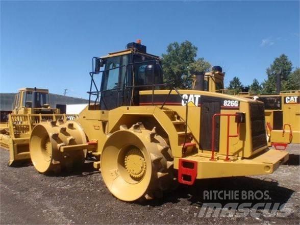 CAT 826G Compactoare deseuri