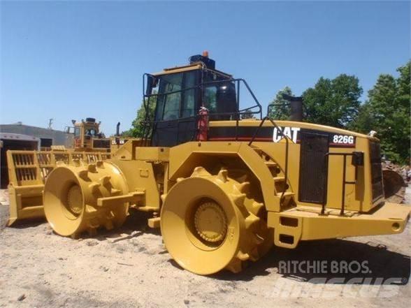 CAT 826G Compactoare deseuri