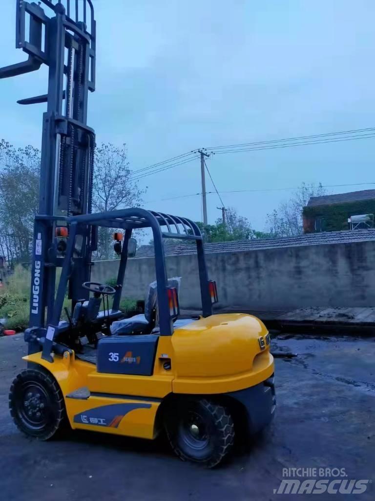 LiuGong CPC 35 Stivuitor diesel