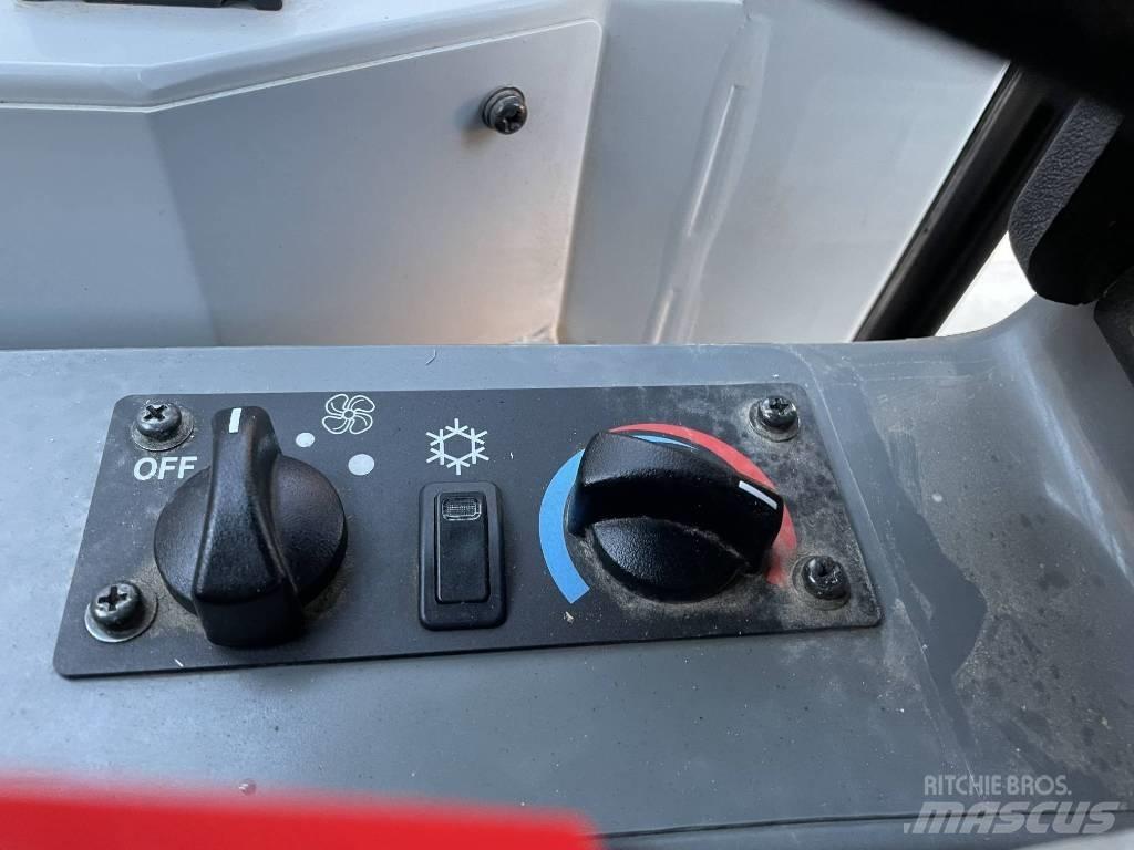 Takeuchi TCR50-2 Autobasculante cu senile