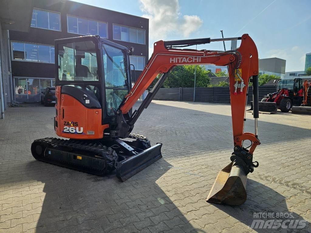 Hitachi ZX26U-6 Mini excavatoare < 7t