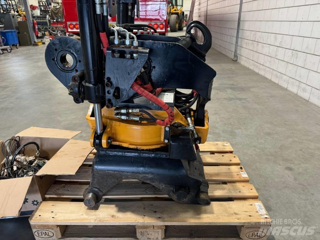Engcon EC15B-CW30EC Rotatoare