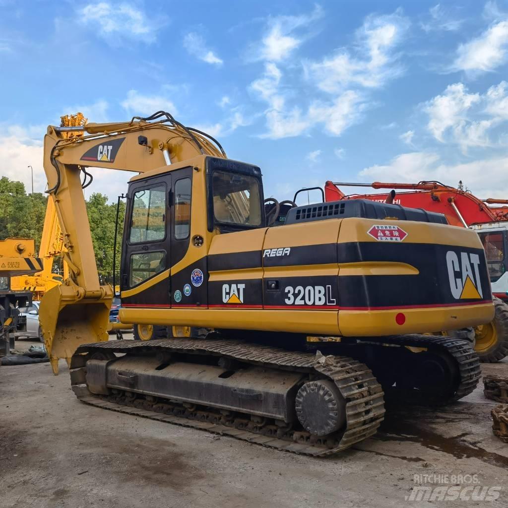 CAT 320 B LC Excavatoare pe șenile
