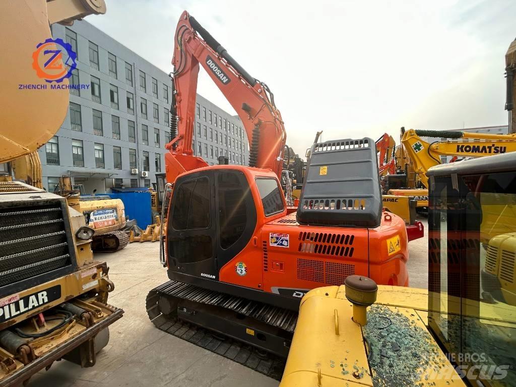 Doosan DX 150 Excavatoare 7t - 12t