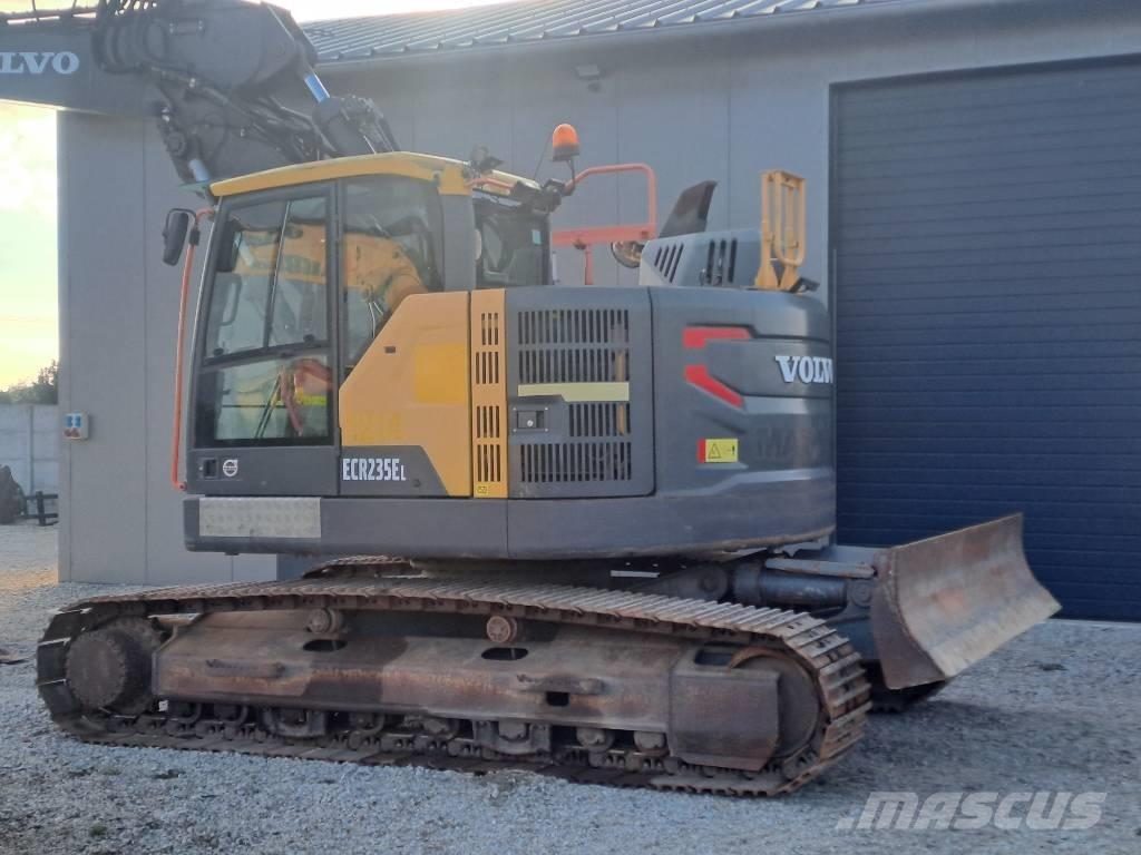 Volvo ECR235EL Excavatoare pe șenile
