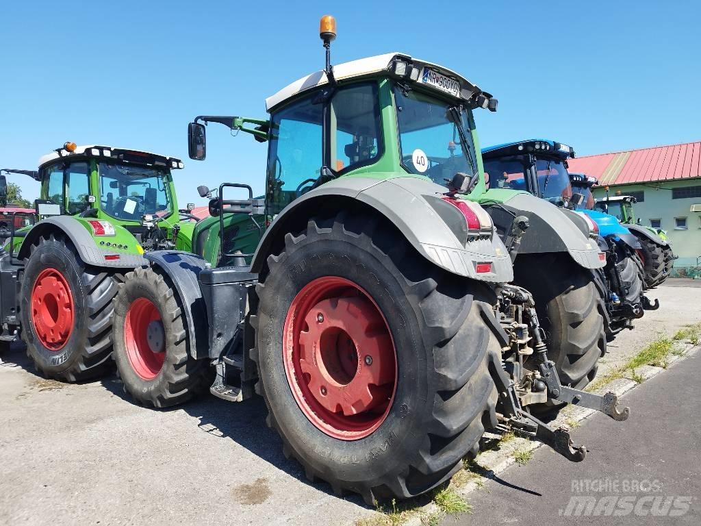Fendt 933 Vario Tractoare