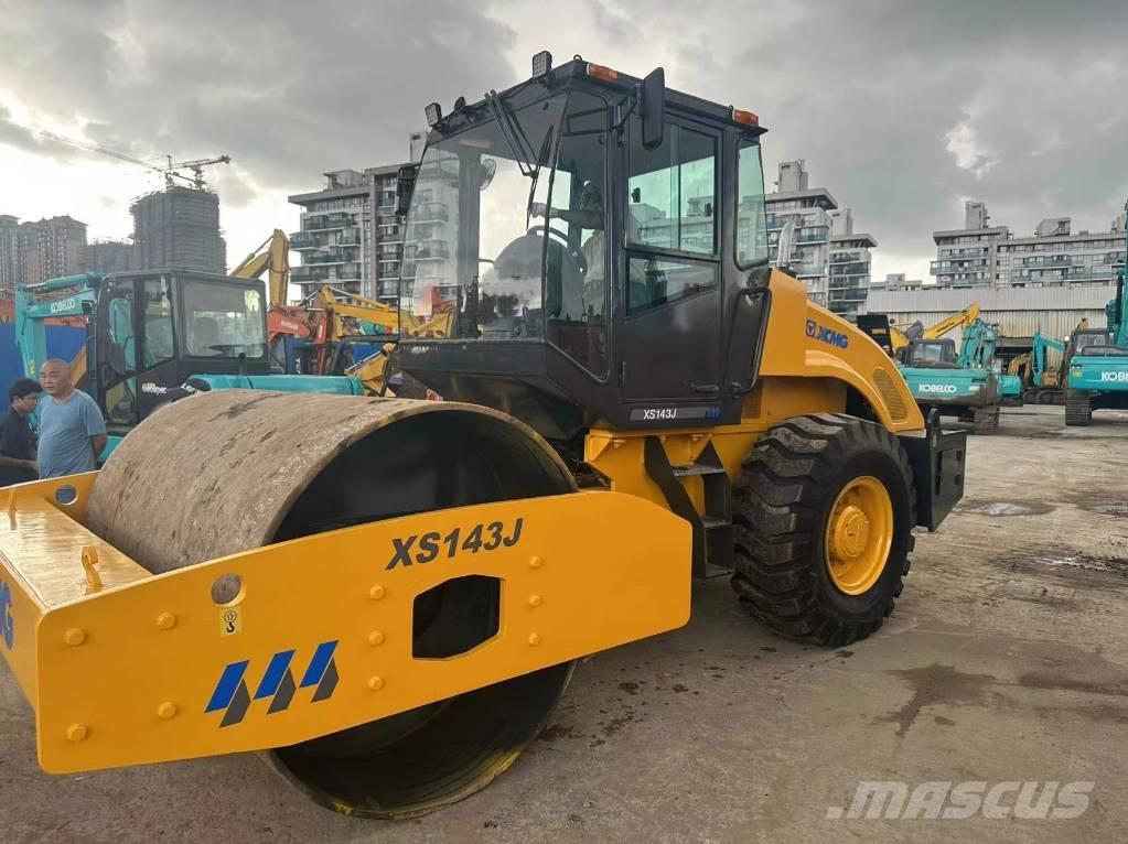 XCMG XS 143 J Compactoare monocilindrice