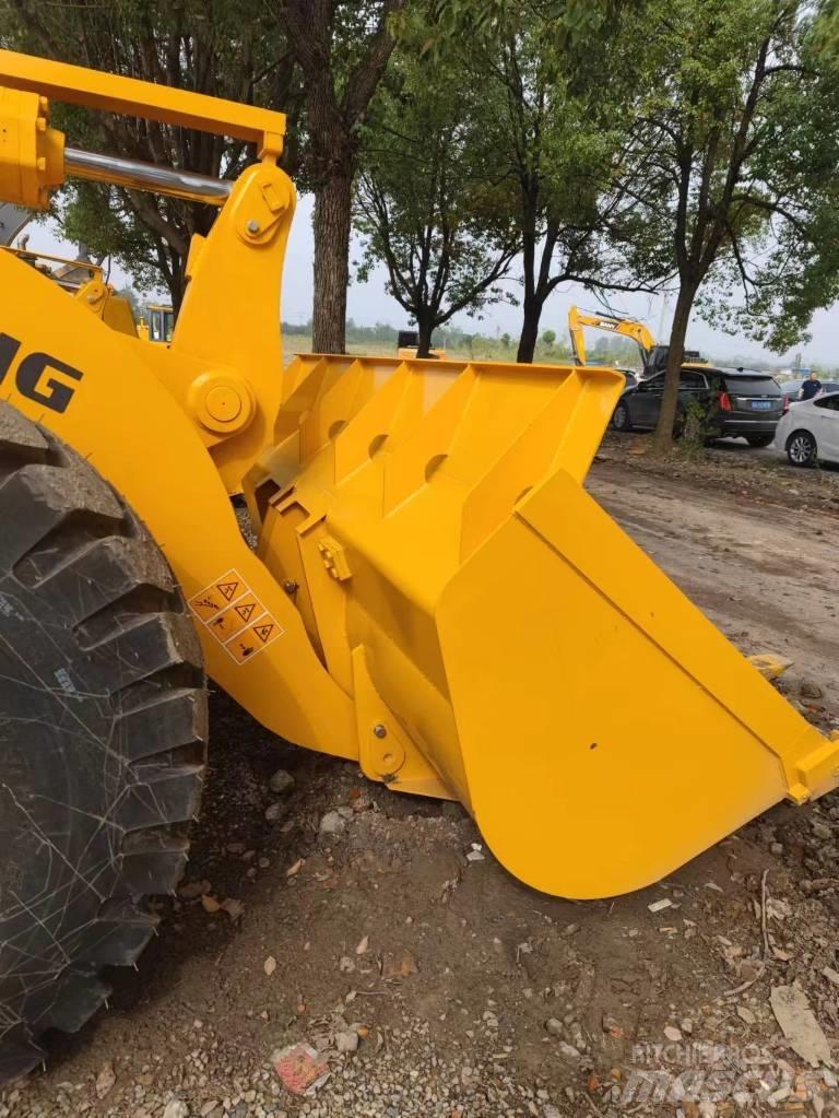 LiuGong 856H Incarcator pe pneuri