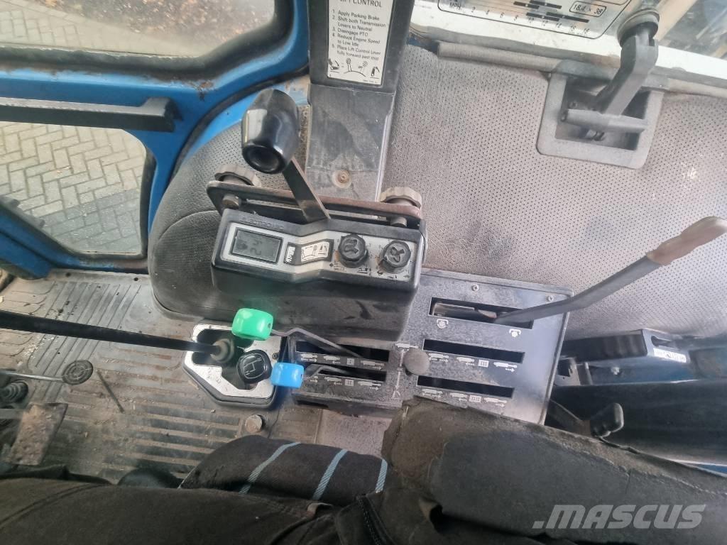 Ford 8210 Tractoare