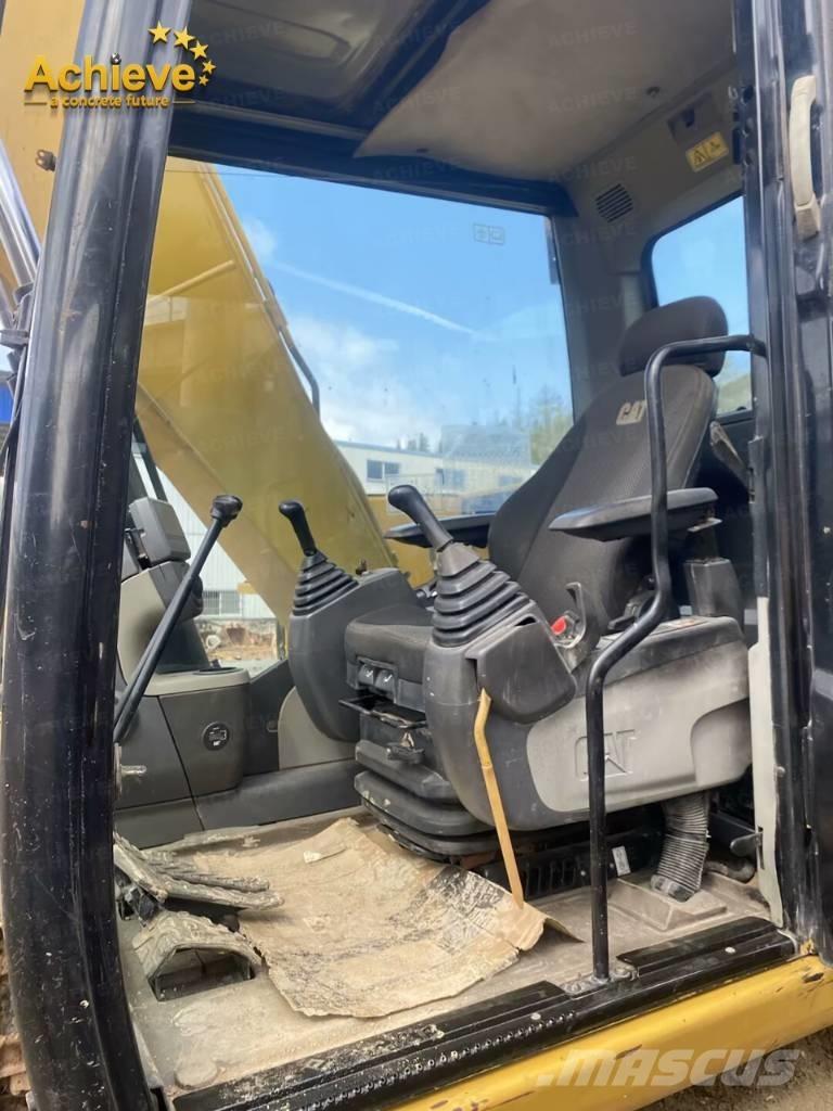 CAT 313D2GC Excavatoare pe șenile
