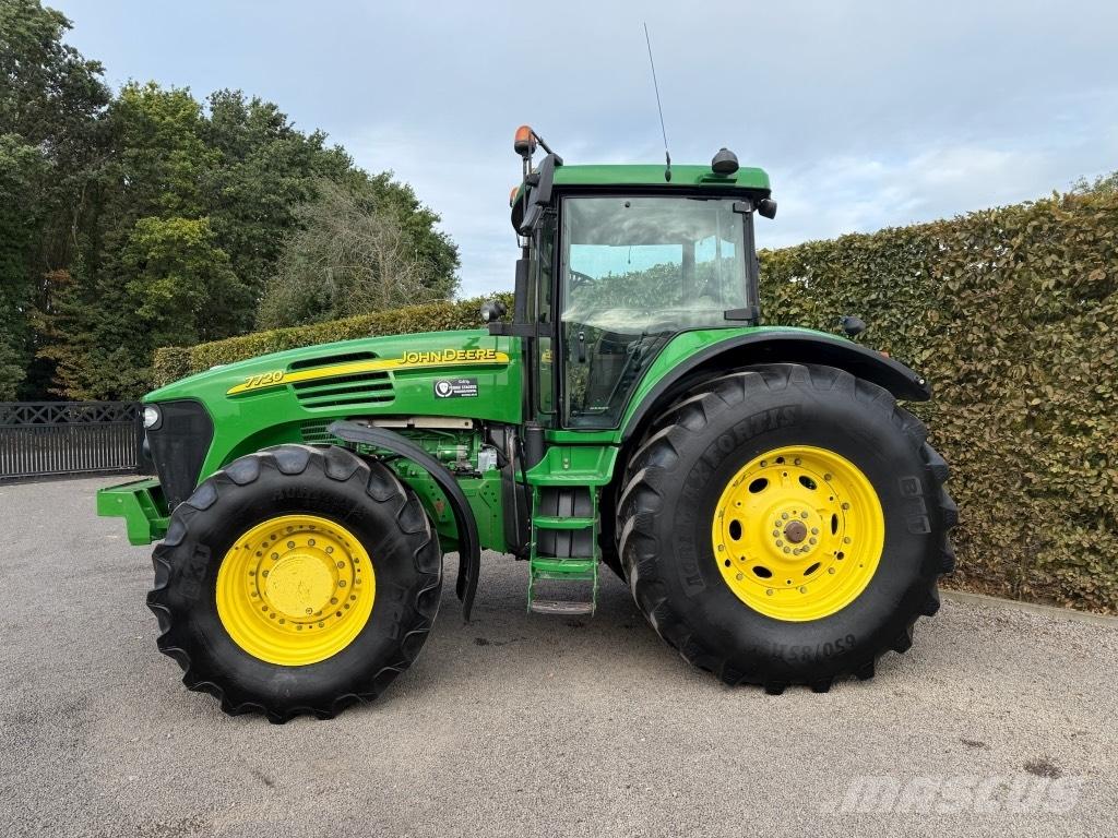 John Deere 7720 Tractoare