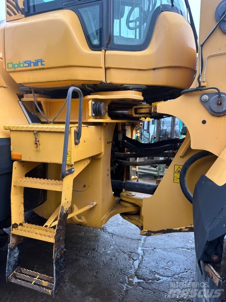 Volvo L 220 G Incarcator pe pneuri
