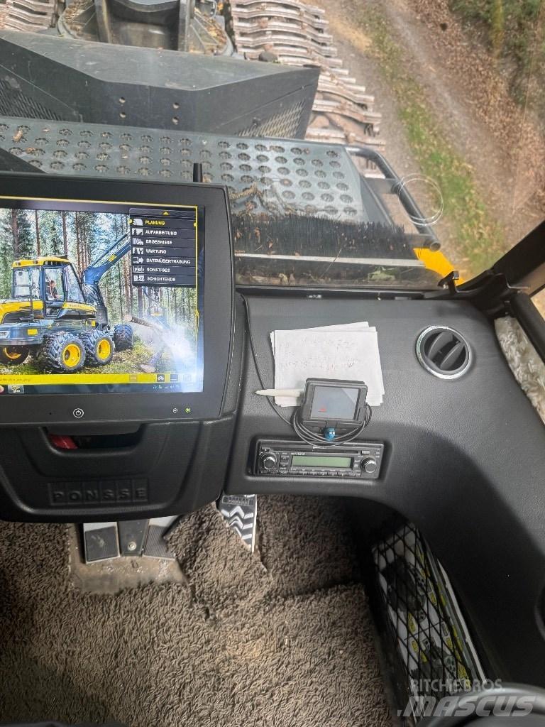 Ponsse Bear 8W Combine forestiere