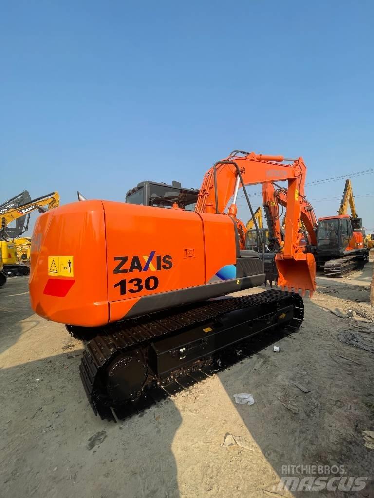 Hitachi ZX 130 Excavatoare pe șenile
