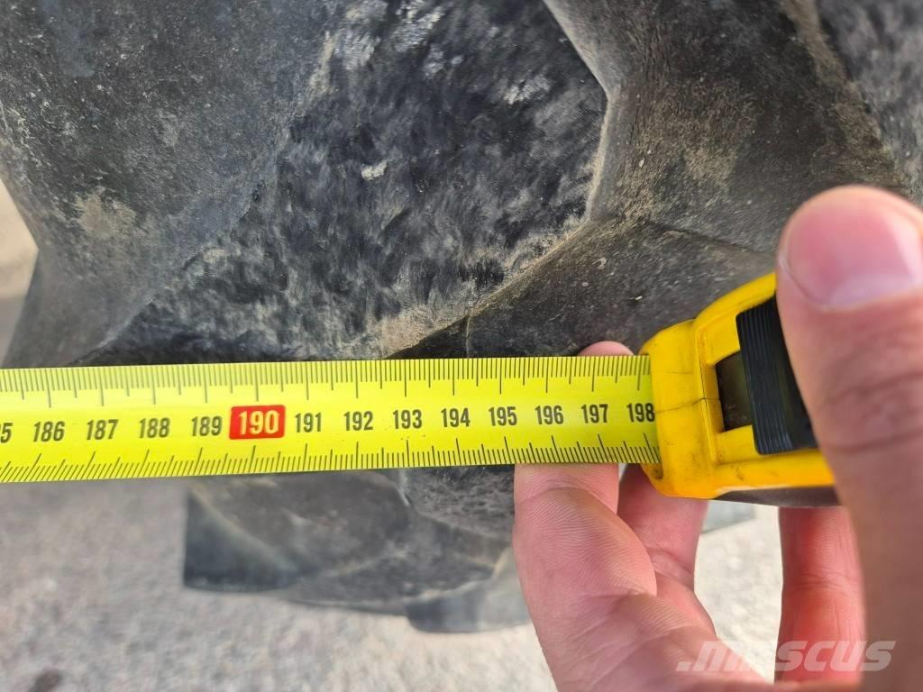 Sieger SM 2700/24 Tractoare agricole sprayers