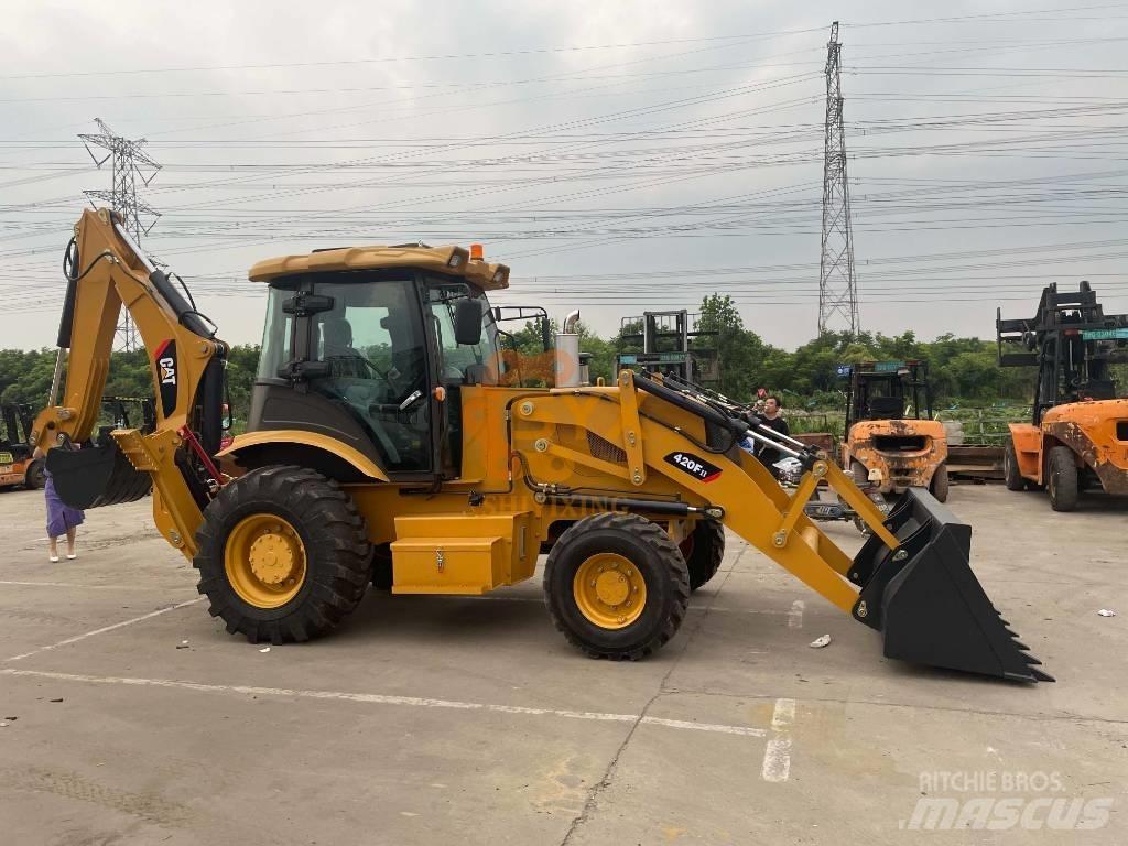 CAT 420 F Buldoexcavatoare