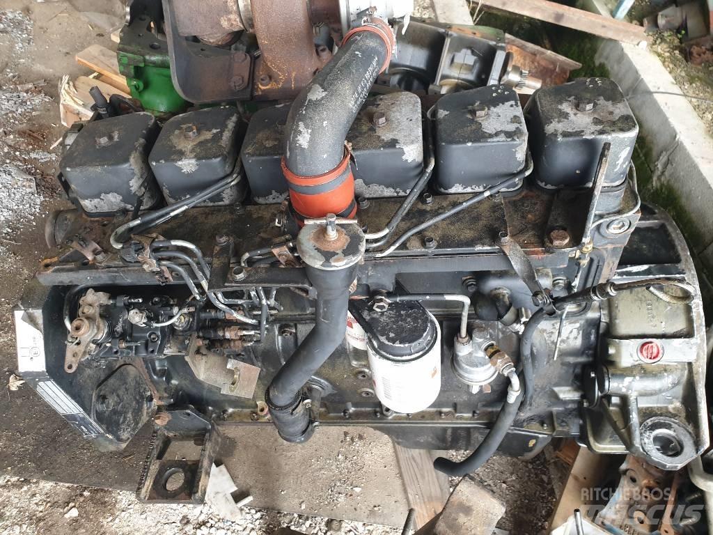 CASE 980 Excavatoare pe șenile
