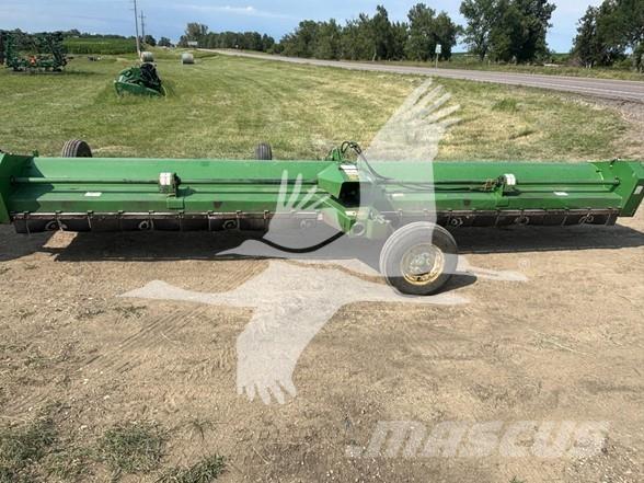 John Deere 120 Cositoare de iarba