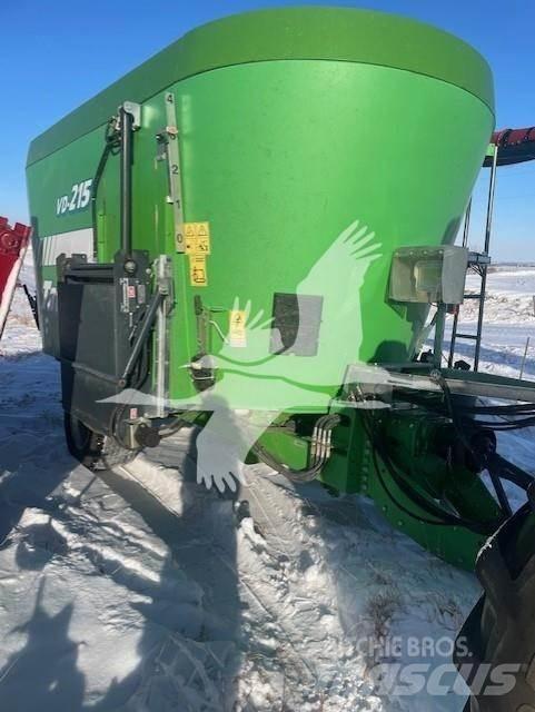 Tatoma VD215 Mixere furaje