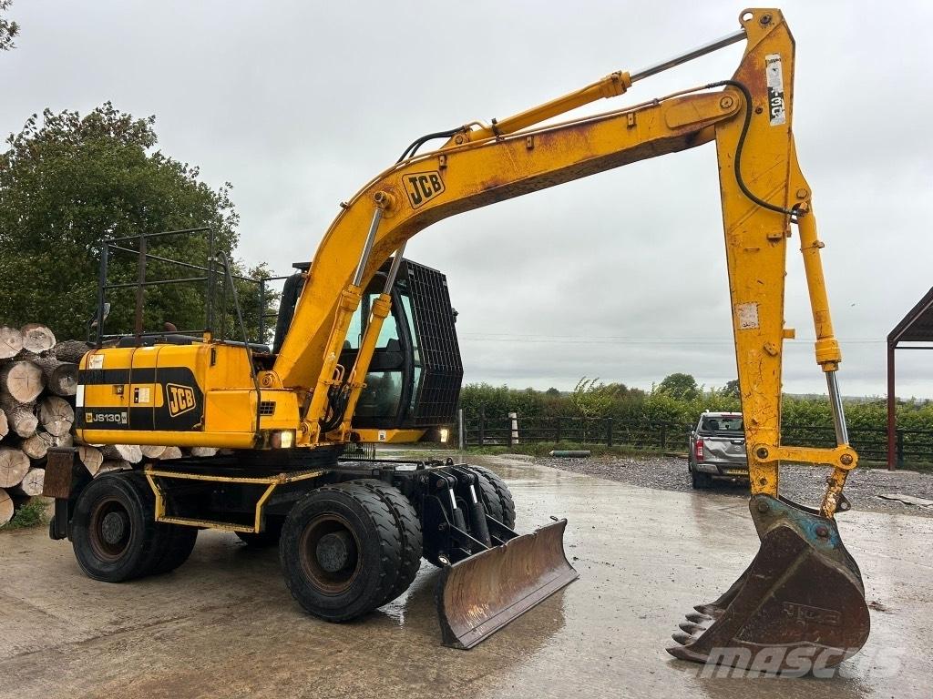 JCB JS 130 W Excavatoare cu roti
