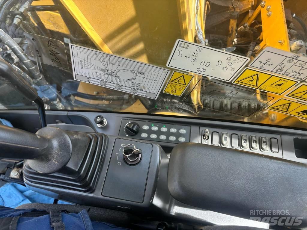 CAT 311 F LRR Excavatoare pe șenile
