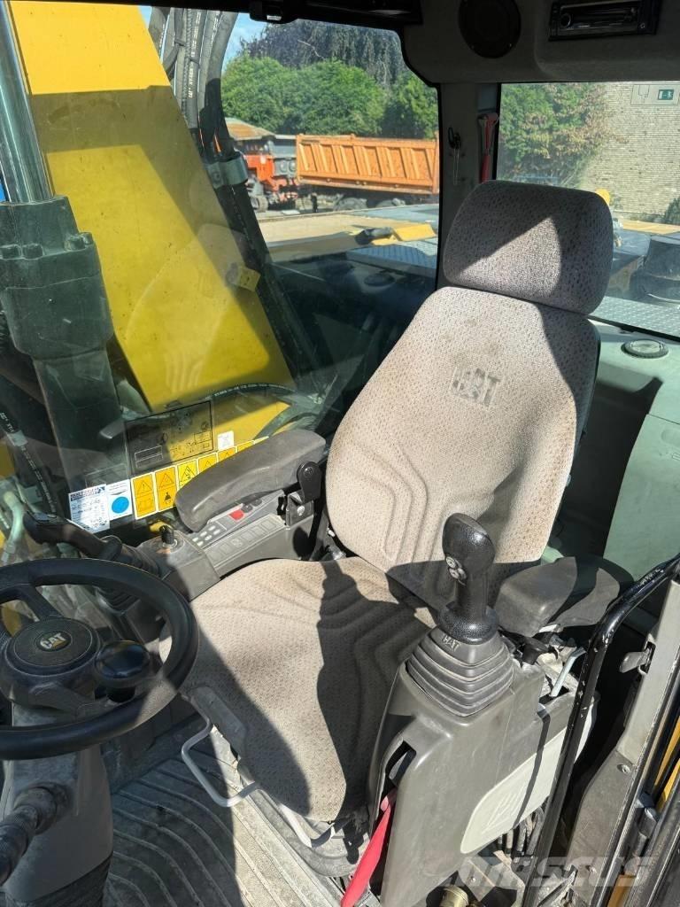 CAT M 316F Excavatoare cu roti
